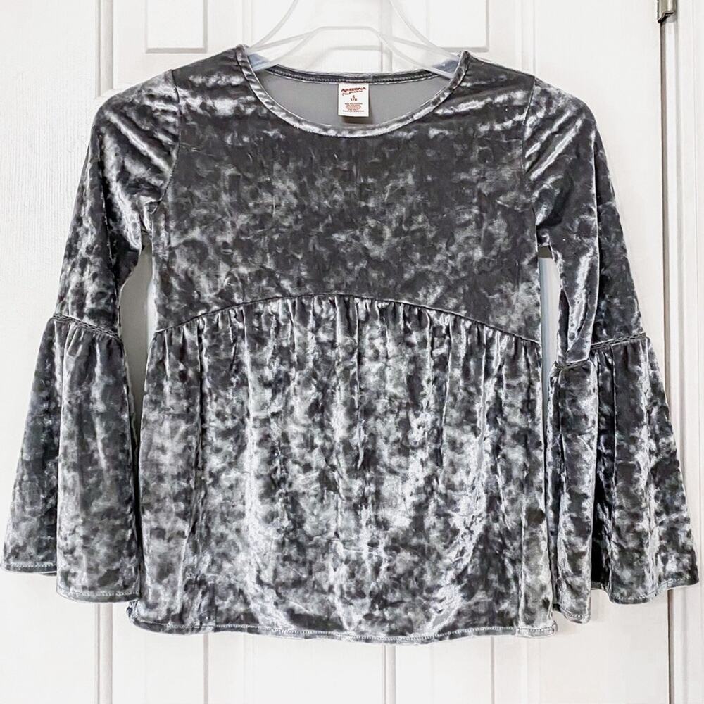 ARIZONA • Girls Velvet Gray Bell Sleeve Top